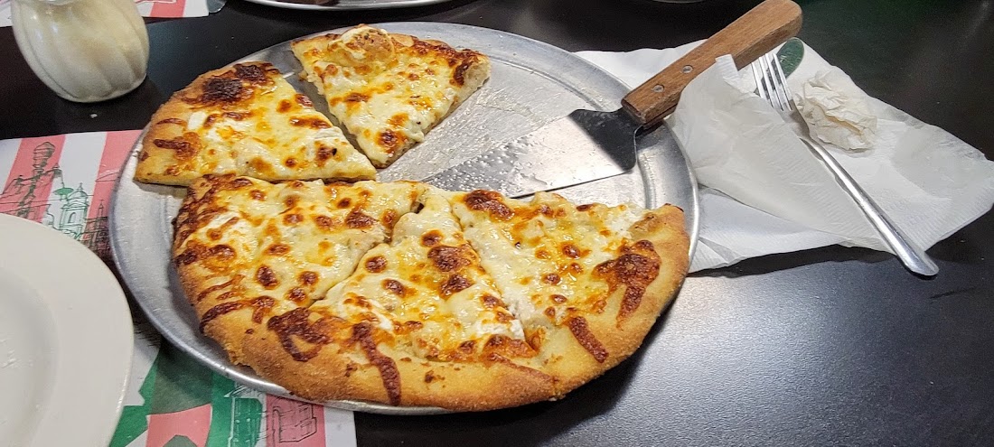 Luca's Italian Restaurant (orange park)